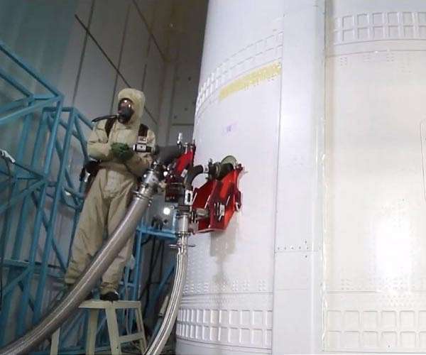 Three-stage engine of China's new manned carrier rocket to enter prototype development