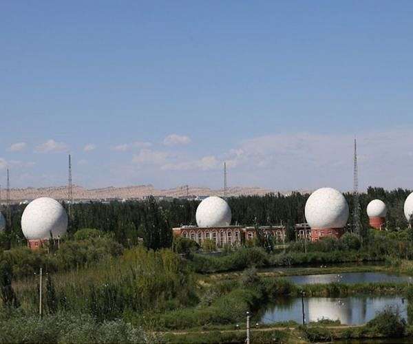 Satellite ground station runs all-weather, all-day in NW China