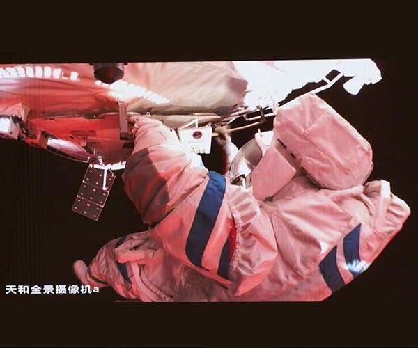 Chinese astronauts out of spacecraft for second time EVA