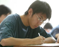 Chinese students got fraudulent French degrees: minister