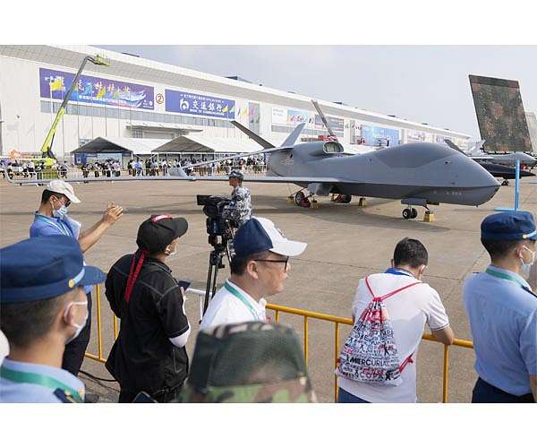 China's largest air show takes off with fighter jets, attack drones