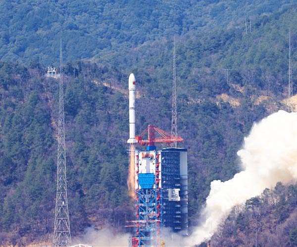 China launches seven new satellites