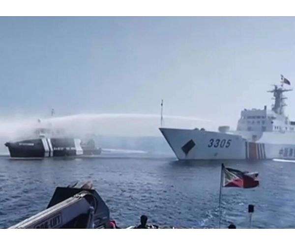 Philippines, China to boost communication lines on sea disputes