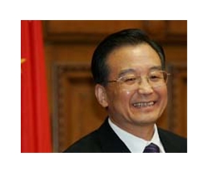 China pulls T-shirts featuring premier's quotes
