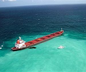 Australia blames 'very tired' sailor for Barrier Reef crash