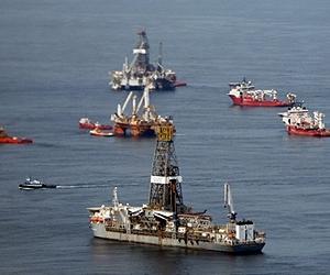Obama reverses oil drill expansion after BP spill