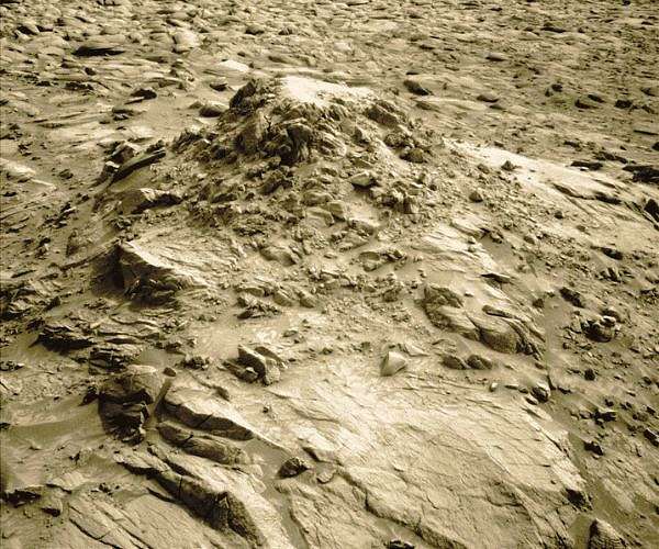 An Intriguing Mess: Sols 4141-4143