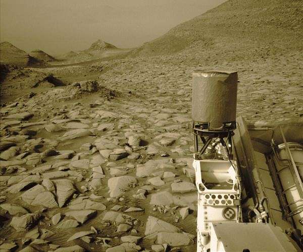 Looking back at Hinman Col: Sols 4146-4147