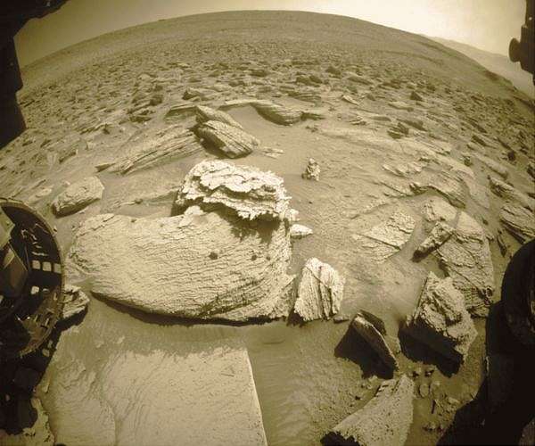 The Lion's Mane: Sols 3892-3893