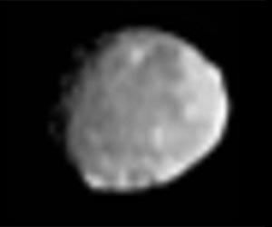 Dawn Nears Start of Year-Long Stay at Giant Asteroid