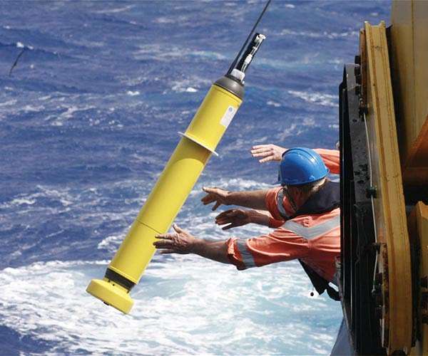 Robotic floats provide new look at ocean health and global carbon cycle