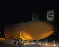 NASA finds cracks on shuttle tanks