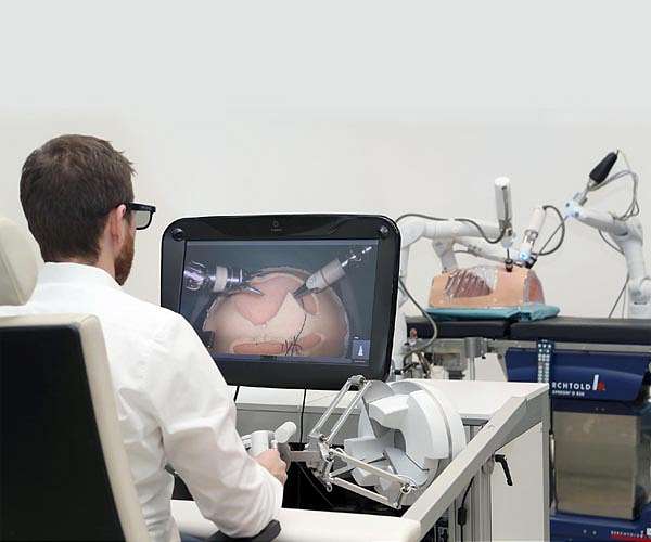 Surgical robot with DLR technology on the market