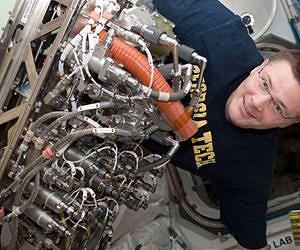 NASA Works Towards Dec. 19 Cygnus Launch; Possible Repair Space Walks