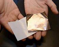 Stanford scientists create a 'smart' lithium-ion battery that warns of fire hazard