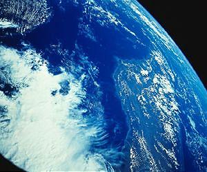 Organic vapors affect clouds leading to previously unidentified climate cooling