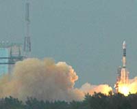 India Mulls New Satellite For Cheaper Mobile Phone Link
