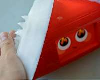 Emotional robot lets you feel how it's 'feeling'