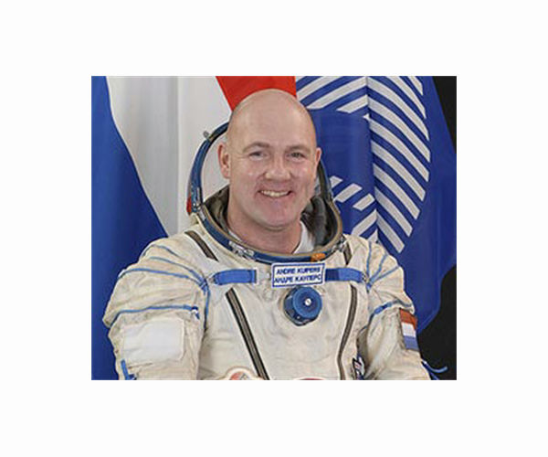 ESA astronaut Andre Kuipers on sheltering from space debris