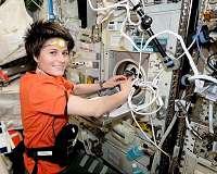 Keeping the rhythm in space