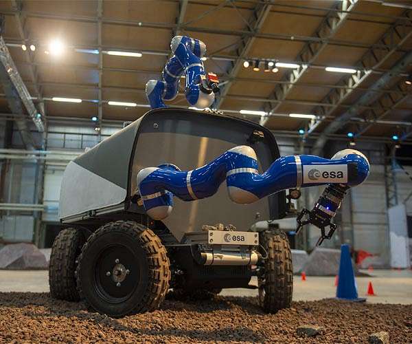 A swarm of sensors and robots showcases Moon exploration potential