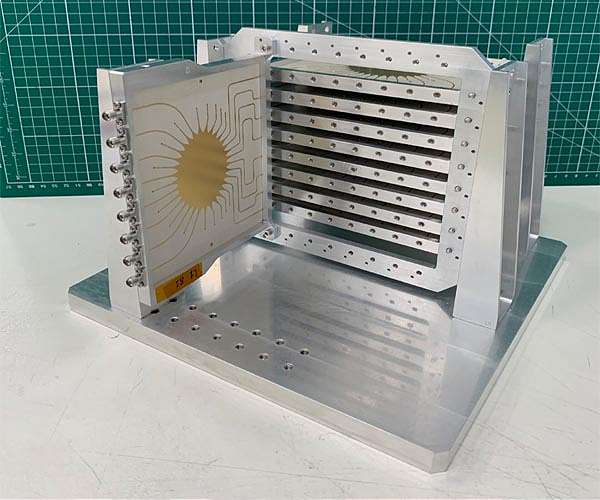 Microwave lenses harnessed for multi-beam forming
