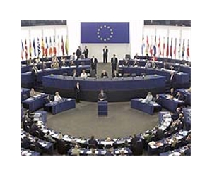 EU leaders mull defence cooperation as tight budgets bite