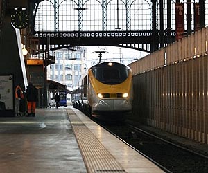 Eurostar to pay compensation over pre-Christmas breakdown