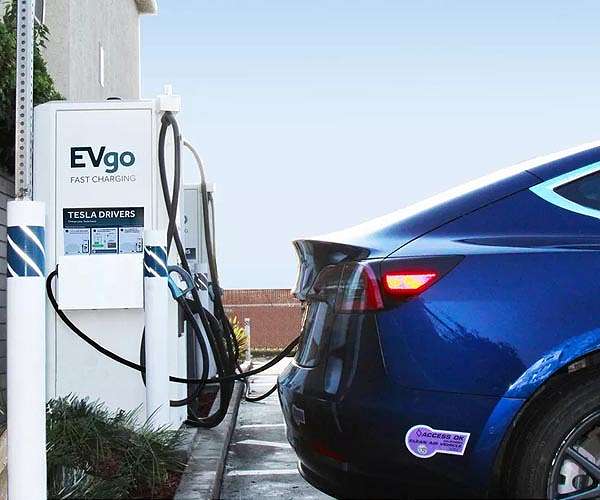 France funds effort to deploy 10,000 EV chargers