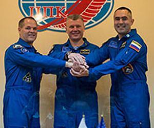 ISS Crew Gets Ready for New Expedition 33 Trio