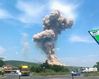 Blast at S.African munitions plant kills 8: official
