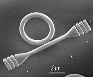 Physicists Extract Photons From Diamond Ring