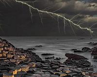 Which came first: Complex life or high atmospheric oxygen?