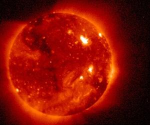 Low Stray Light Ellipsoidal Mirror Helps Push the Boundaries of Solar Research