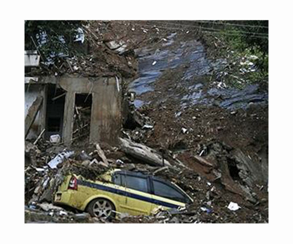 Torrential rains kill 14 in Brazil