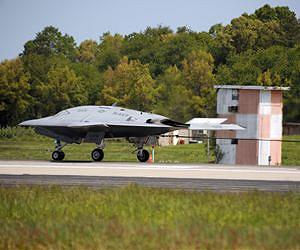 Northrop Grumman, U.S. Navy Conduct First Arrested Landing of X-47B Unmanned Demonstrator