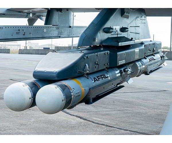 AFRL demonstrates first collaborative weapon technologies