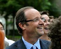 Hollande pays first visit to Australia by a French president