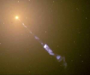 Peering to the Edge of a Black Hole