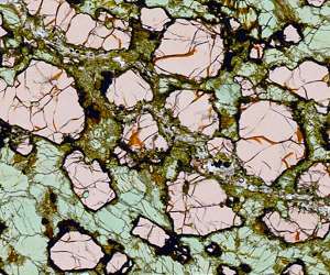 Copper chains: Study reveals Earth's deep-seated hold on copper