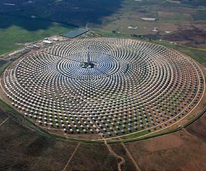Concentrated Solar Power With Thermal Energy Storage Can Help Utilities