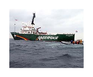 Silent protest for Briton held over Greenpeace ship