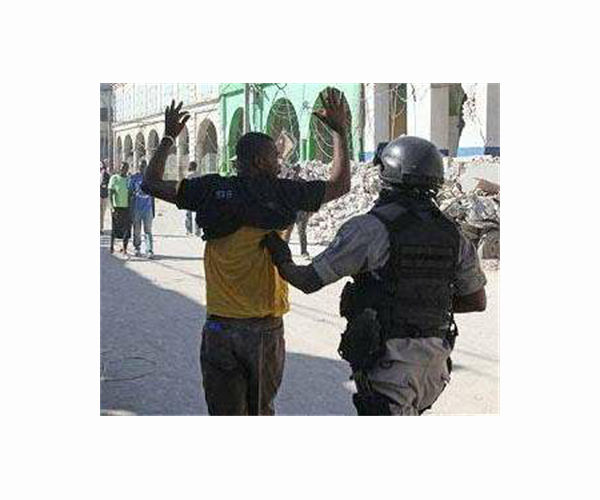 Haiti quake toll rises as gangs hamper aid efforts