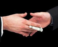US Navy admiral admits he lied in massive bribery scandal