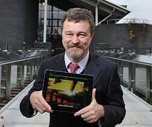 Maths helps mobiles and tablets match eyes' ability to switch from sunshine to shadow
