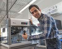 UBC researcher looks to the future of bone replacements