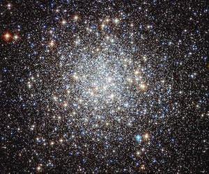 Hubble Sees Glittering Jewels of Messier 9