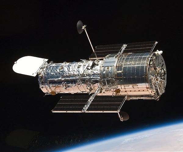 NASA takes additional steps to investigate Hubble in safe mode