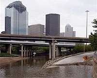 Search widens for survivors of Ike