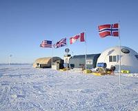 ONR researchers explore arctic land and sea at Navy ICEX